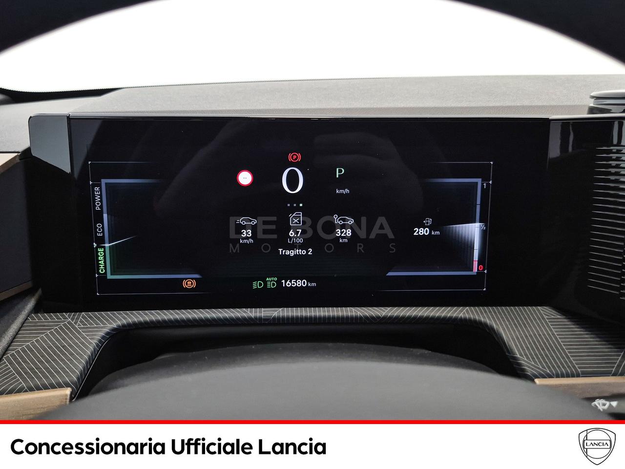 Lancia Ypsilon 1.2 mhev edizione cassina e-dct