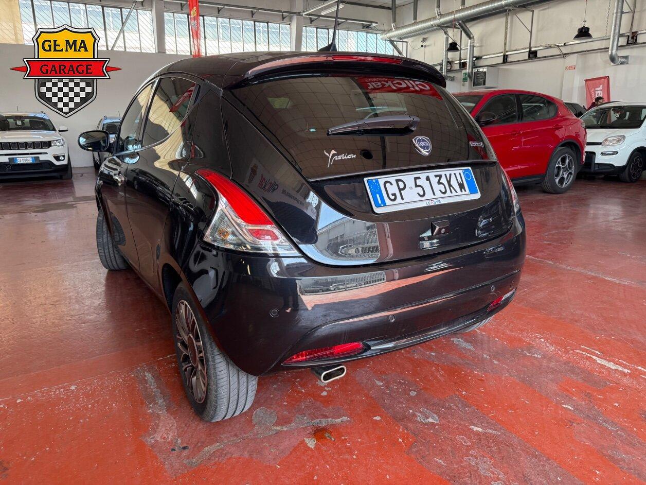 Lancia Ypsilon 1.0 firefly hybrid Gold s&s 70cv 5p.ti