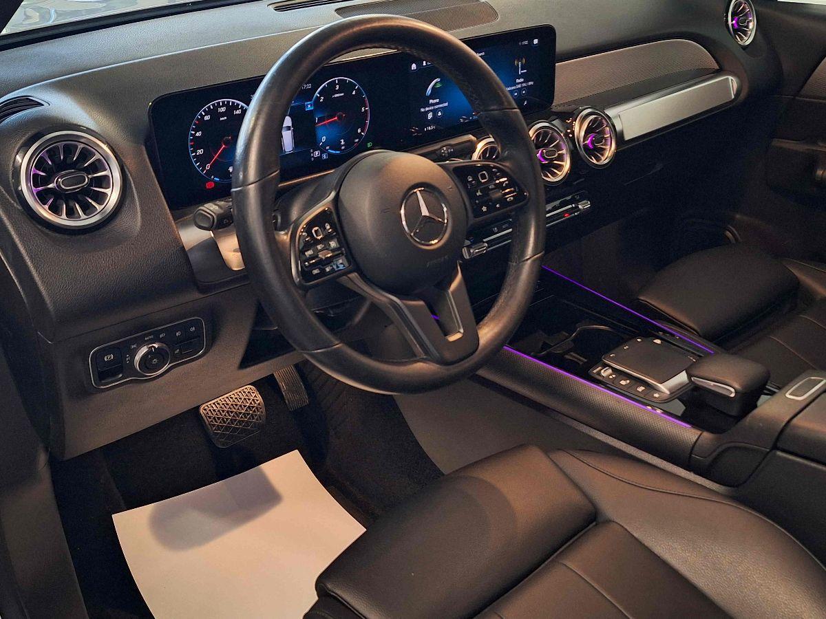 MERCEDES GLB 200d 4MATIC SPORT PLUS 150CV - PELLE- LUCI 64 COLORI - RETROCAMERA - DOPPIO DISPLAY 10.25