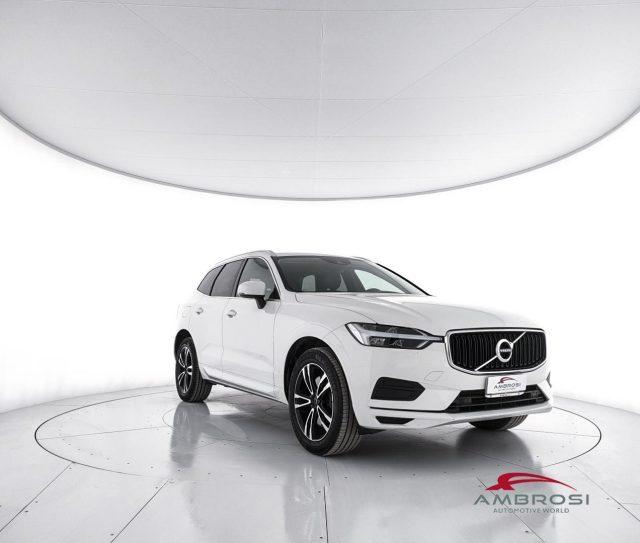 VOLVO XC60 B4 (d) AWD Geartronic Business Plus