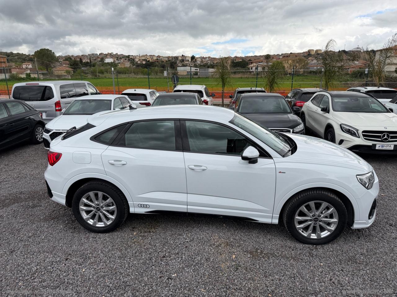 AUDI Q3 SPORTBACK 2.0TDI S-LINE LED RETROCAMERA 360 SONOS