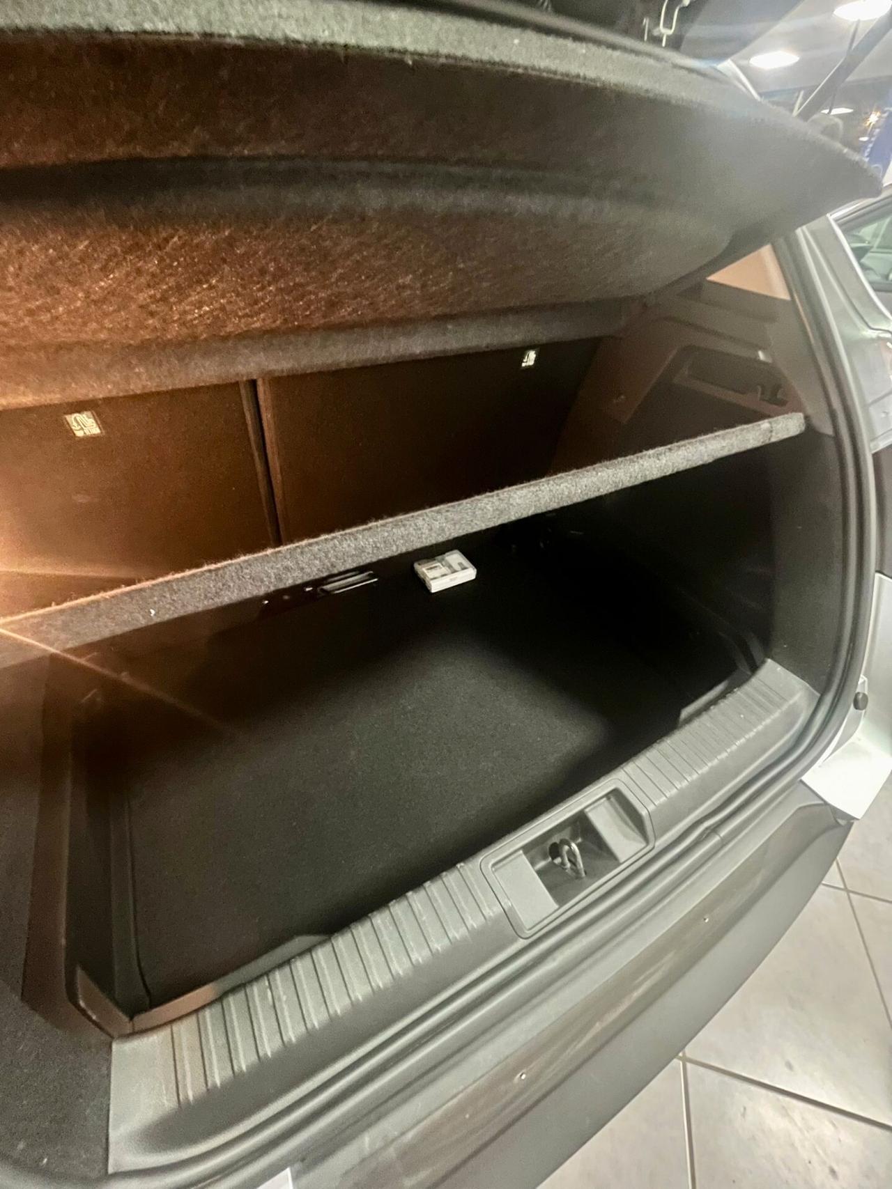 Renault Captur TCe 100 CV GPL Zen