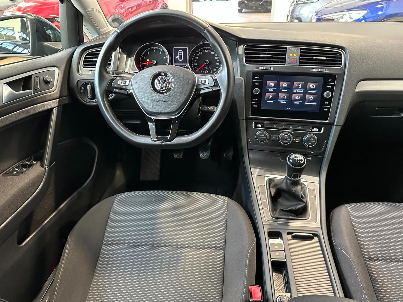 Volkswagen Golf 5p 1.0 tsi Business 115cv - Carplay - 18"