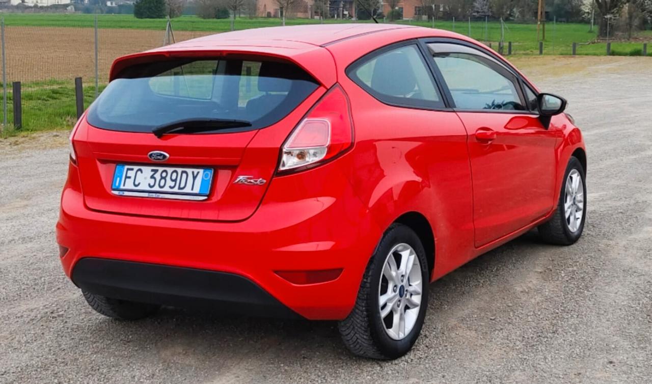 Ford Fiesta 1.2 60CV 3 porte Black & White Edition