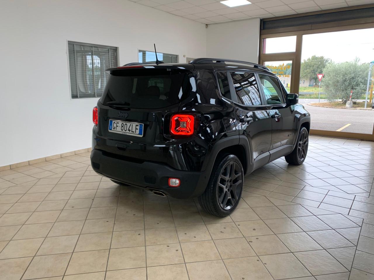 Jeep Renegade 1.3 T4 180 CV 4WD S Black line
