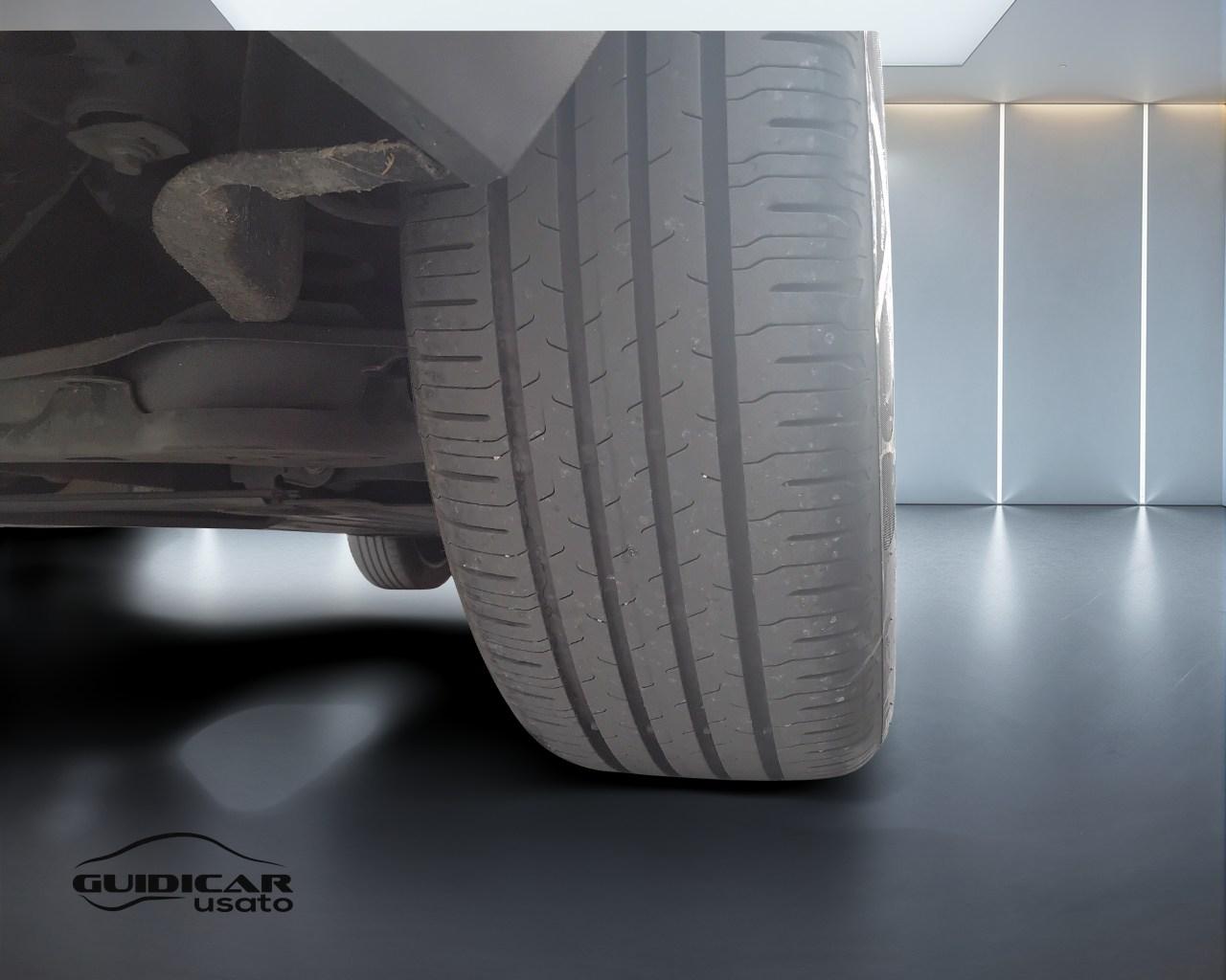 VOLVO XC40 2023 - XC40 1.5 t2 Core auto