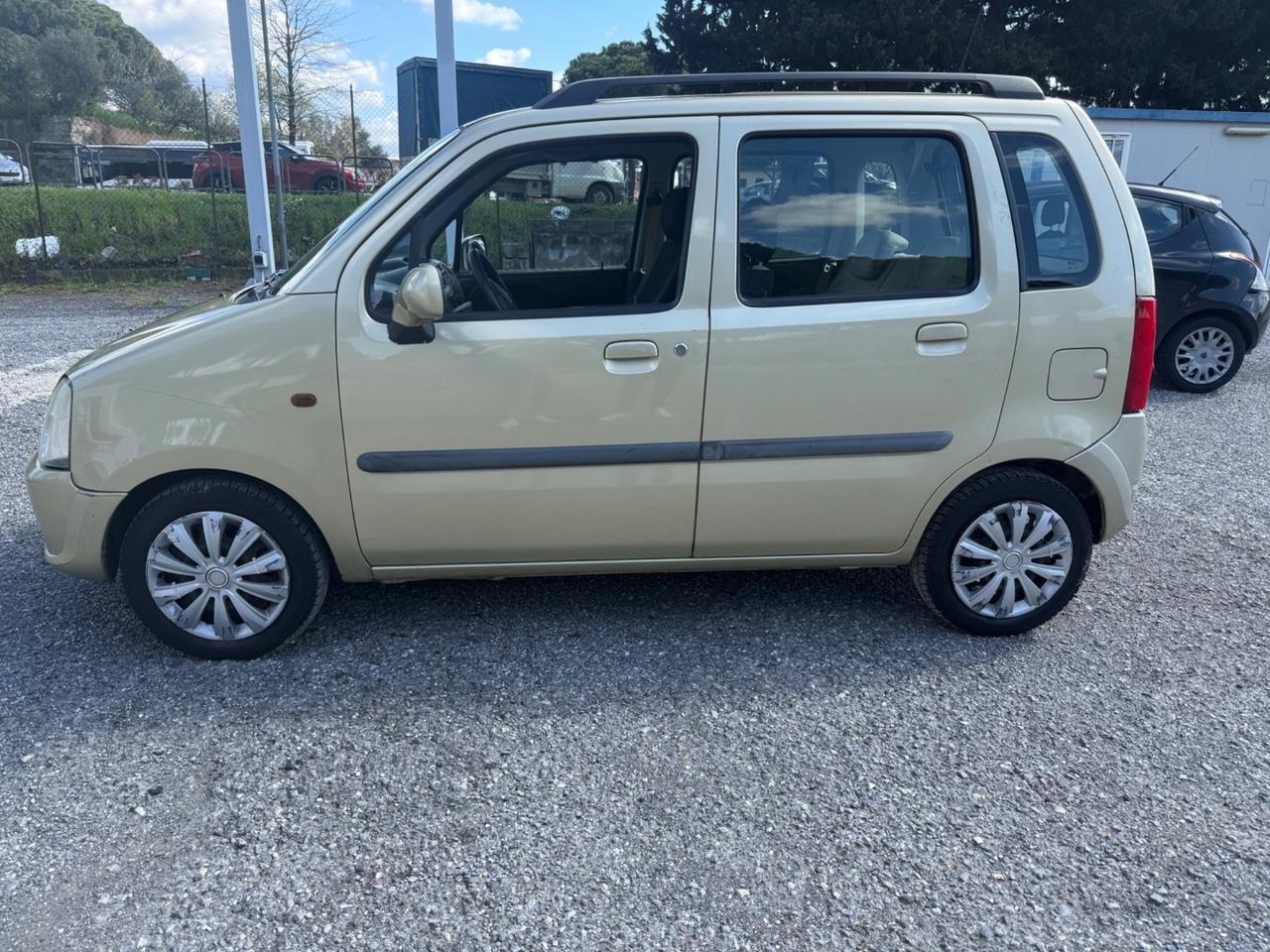 Opel Agila 1.2 16V Club