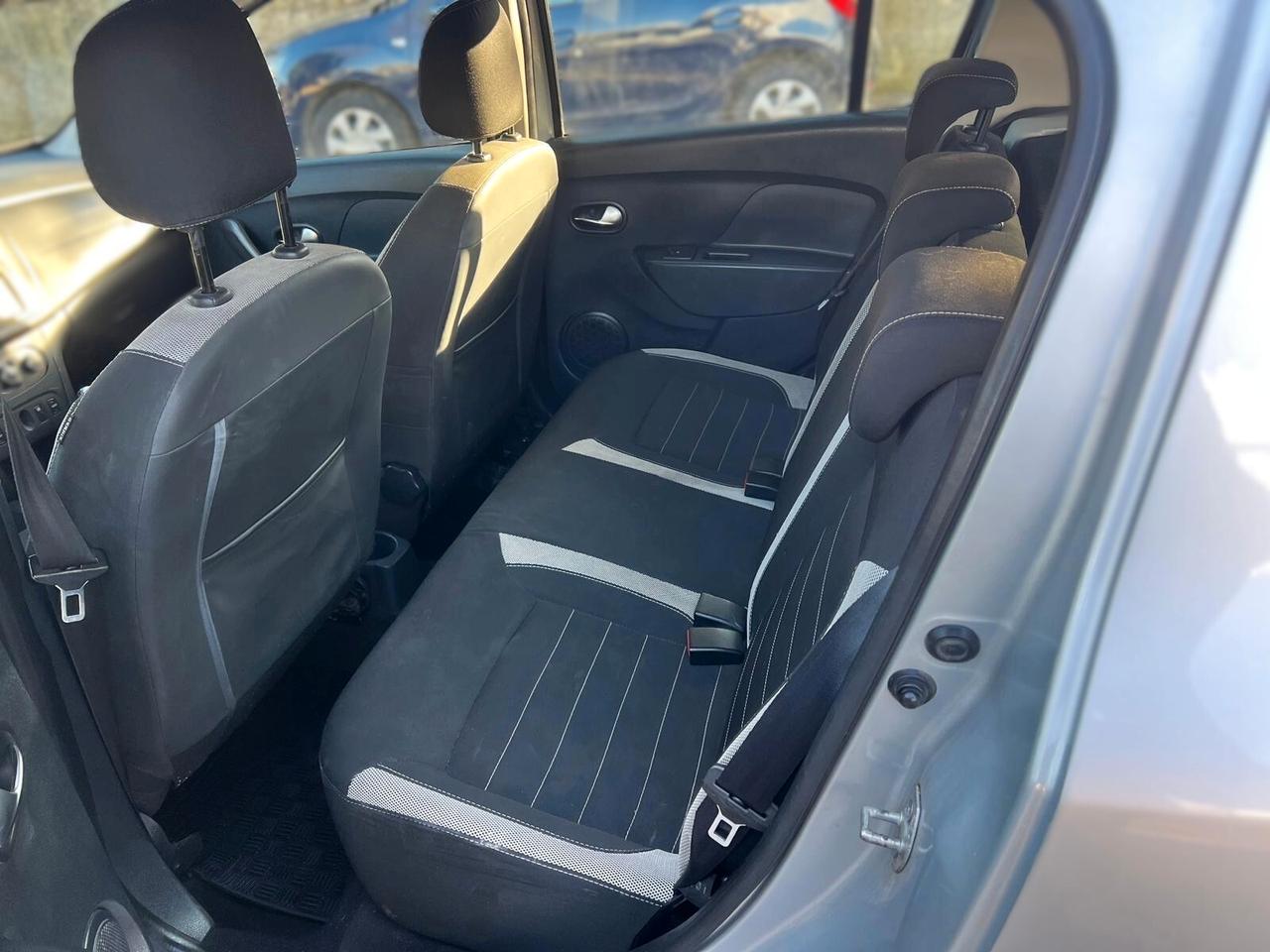 DACIA SANDERO STEPWAY 1.5 DCi 90 CV - 2016