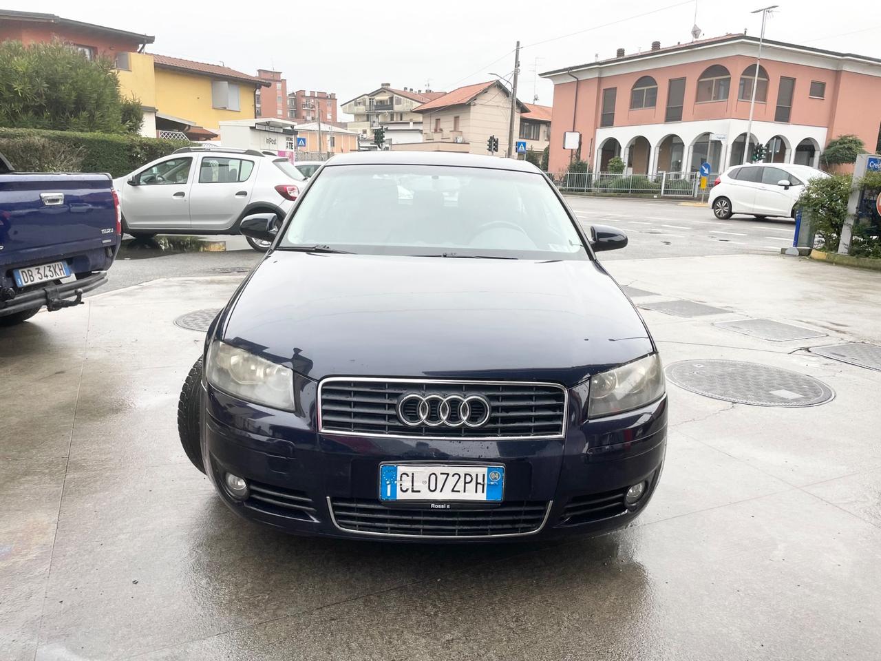 Audi A3 1.6 FSI *DA SISTEMARE / X COMMERCIANTIi