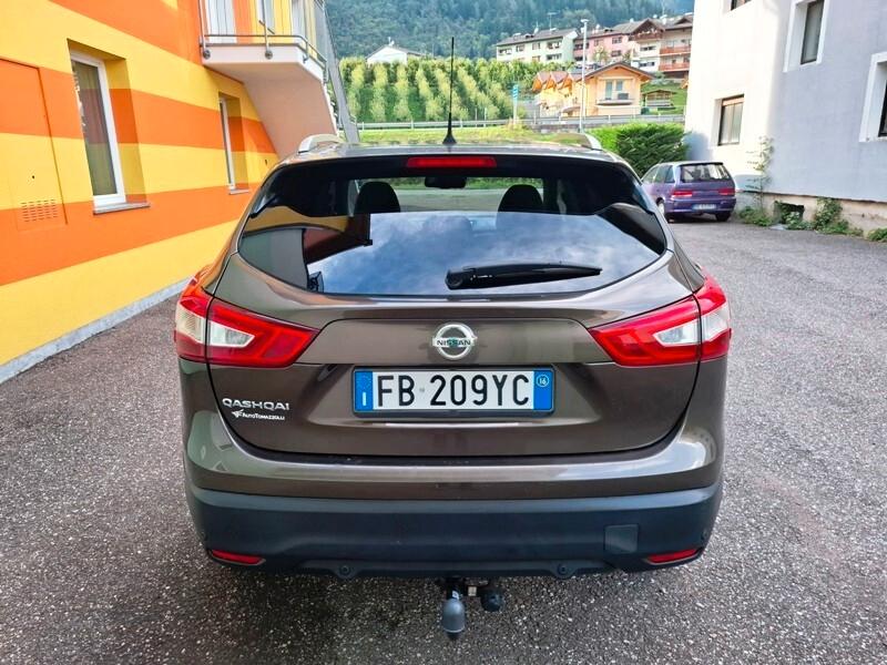 Nissan Qashqai 1.6 dCi 130cv 4WD GANCIO TRAINO