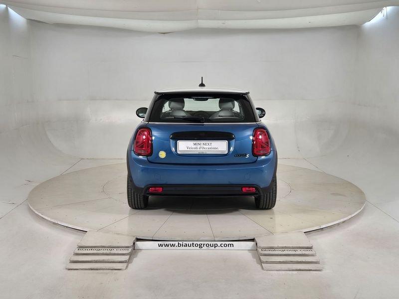 MINI Full Electric Mini F56 2021 Mini 3p Cooper SE Electric auto