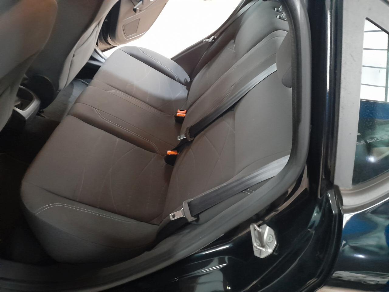 Ford Fiesta 1.0 80CV 5 porte Titanium