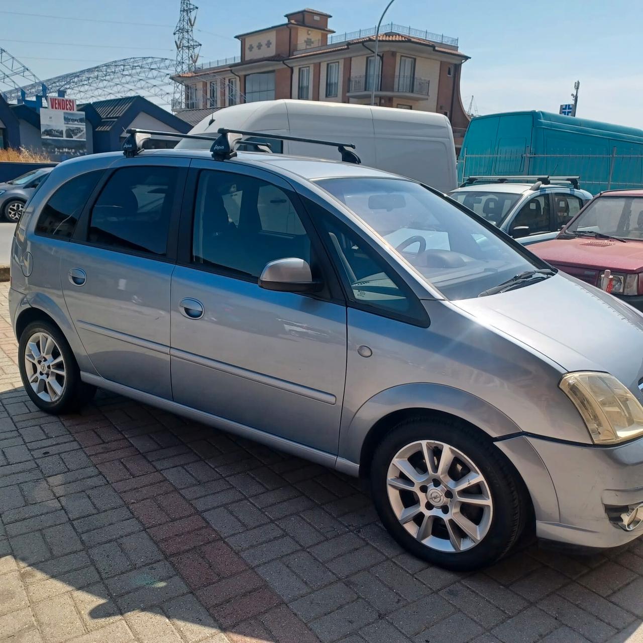 ECONOMICA MERIVA 1.7 CDI 177.288 KM
