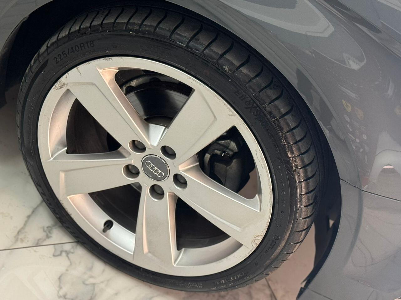 Audi A3 Sedan 30 TDI S tronic Sport