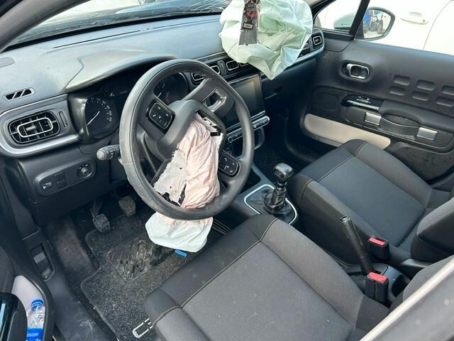 Citroen C3 2023 sinistrata incidentata BlueHDi 100 S&S Shine Pack