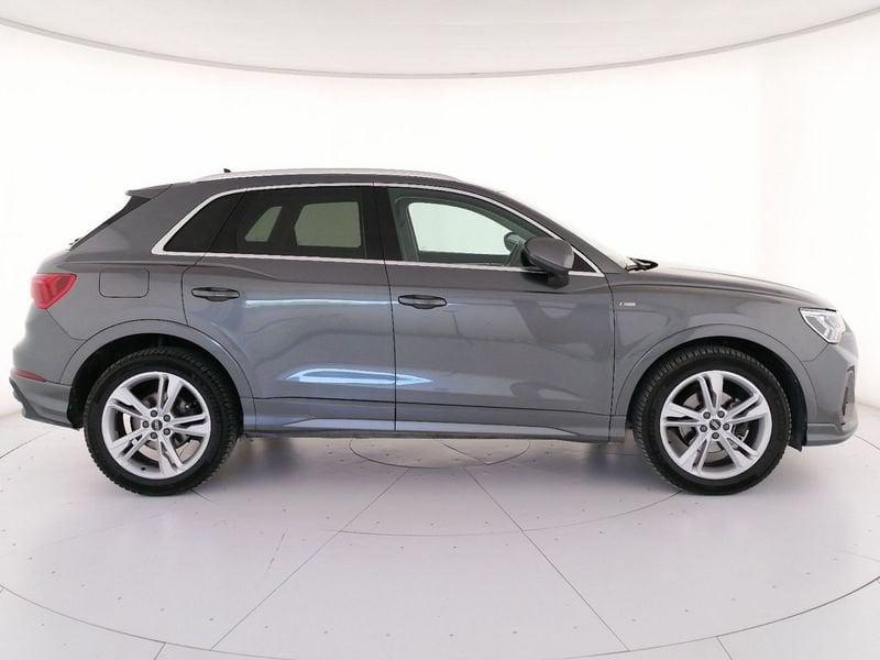Audi Q3 35 2.0 tdi S line edition s-tronic