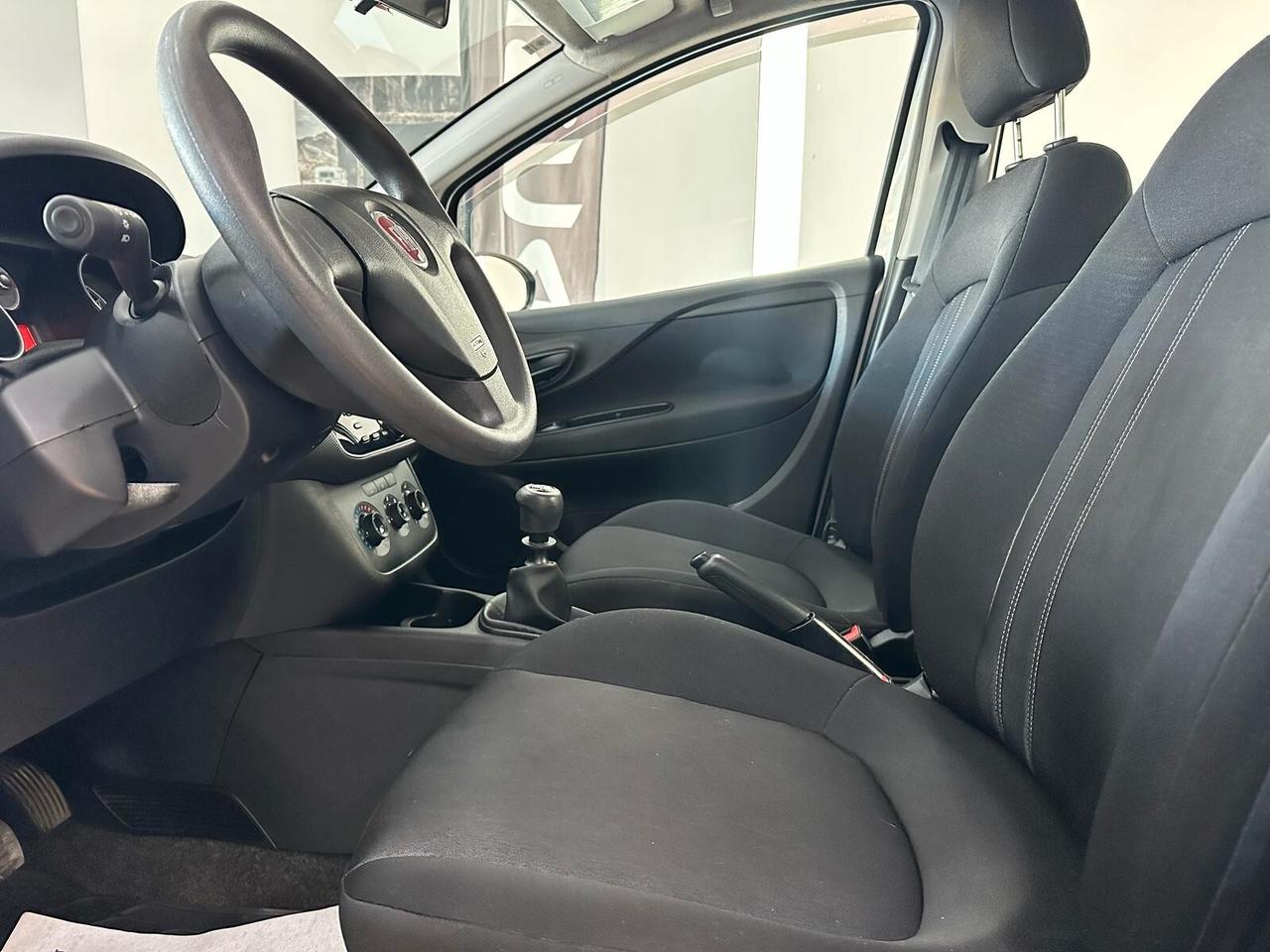 Fiat Punto 1.2 8V 5p. Street