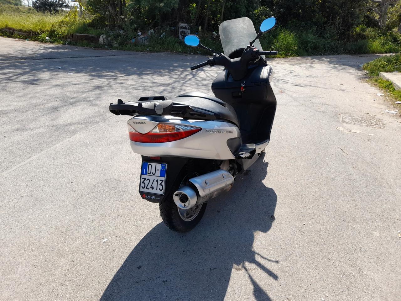 Suzuki Burgman 200cc solo 18 mila km