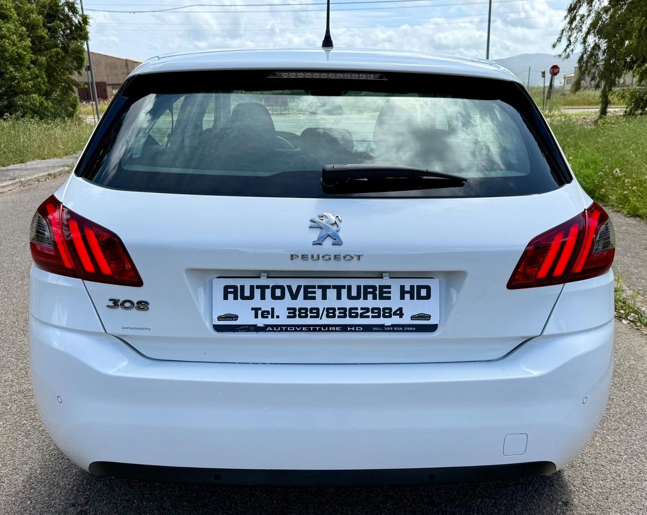 Peugeot 308 BlueHDi 130 S&S Business