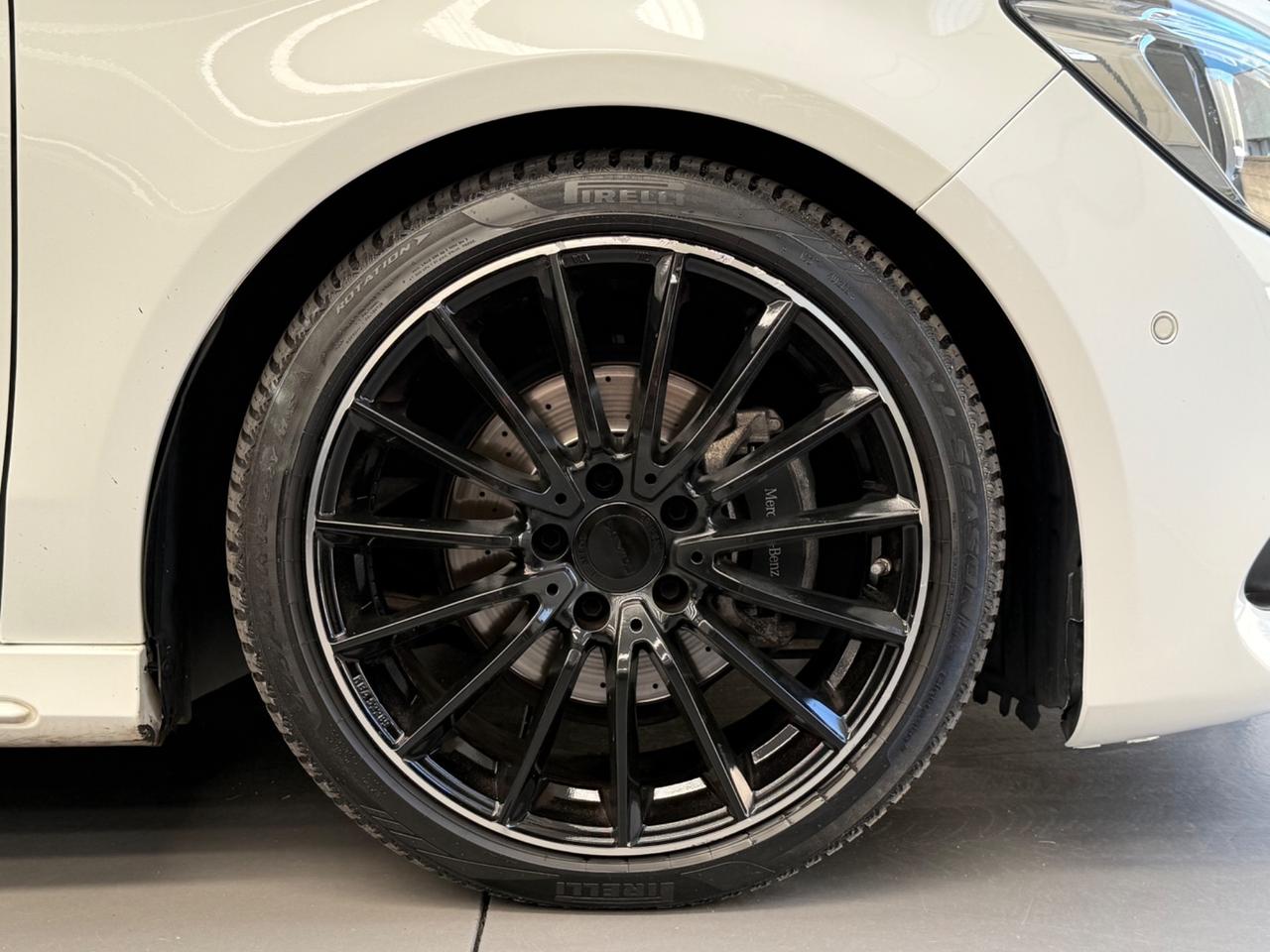 Mercedes-benz CLA 180 S.W. Premium