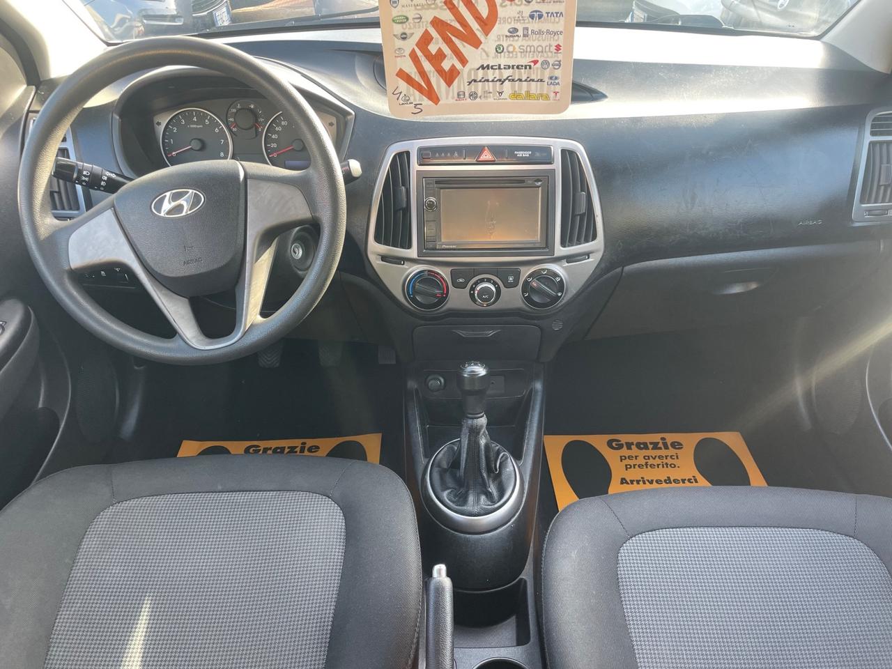 HYUNDAI i20 1.2 BENZINA 85 (CV) 2013