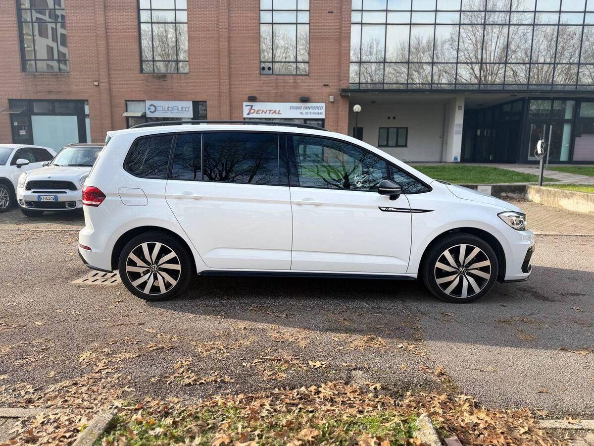 Volkswagen Touran 2.0 tdi Executive dsg R-LINE