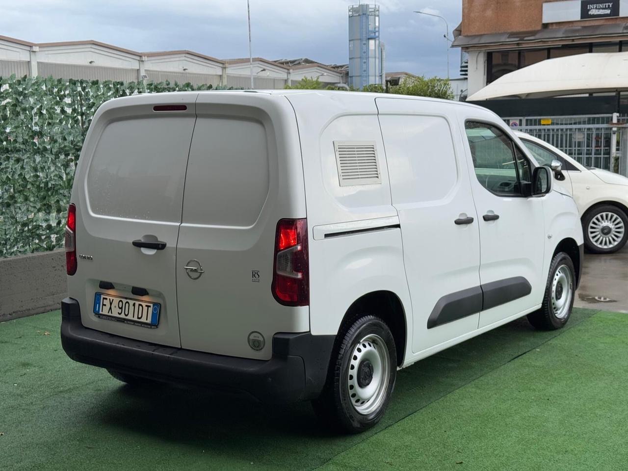 Opel Combo Cargo 1.6 Diesel PC 1000kg Edition