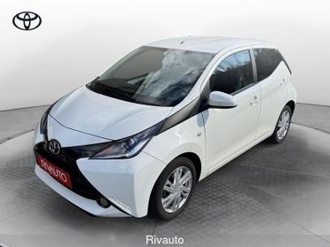 Toyota Aygo Aygo 1.0 VVT-i 69 CV 5 porte x-play MMT