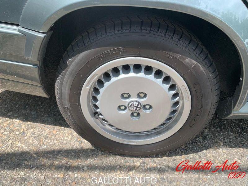 Alfa Romeo 75 3.0i V6 America