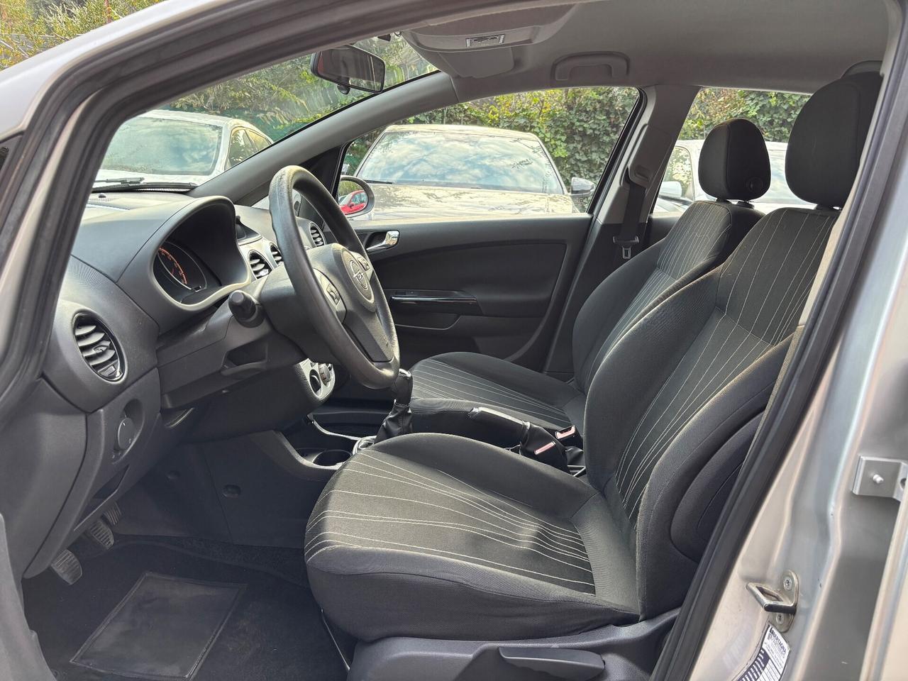 Opel Corsa 1.0 12V 5 porte Enjoy OK Neopatentati