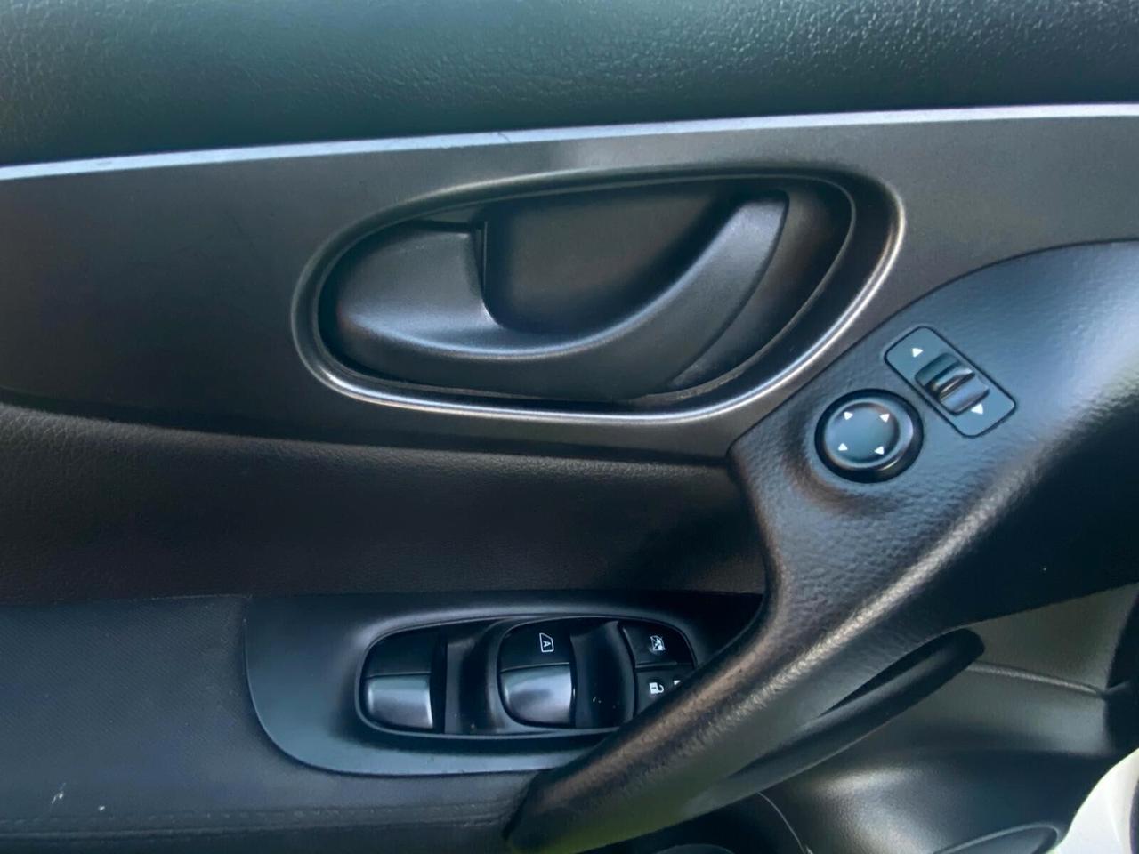 Nissan Qashqai 1.5 dCi Tekna 81kw pari al nuovo