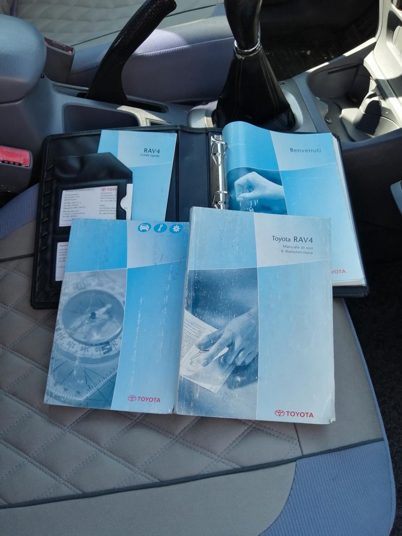 Toyota RAV 4 RAV4 2.0 Tdi D-4D cat 5 porte Sol