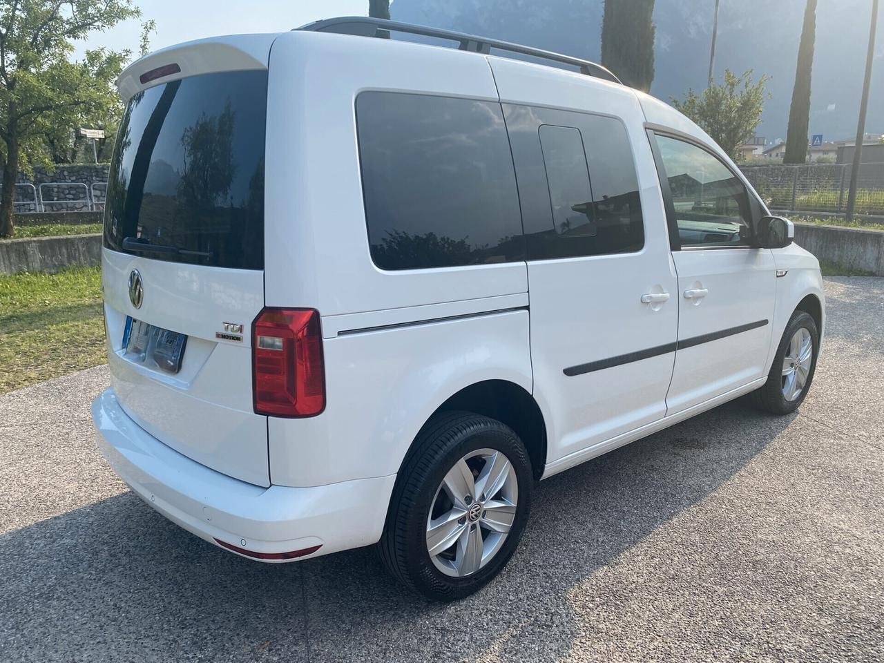 Volkswagen Caddy 2.0 TDI 122cv 4MOTION N1 5 posti