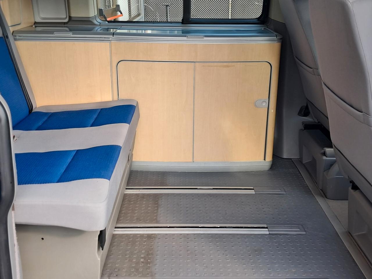 VOLKSWAGEN T5 CALIFORNIA 2.5 TDI 174 CV CONFORTLINE