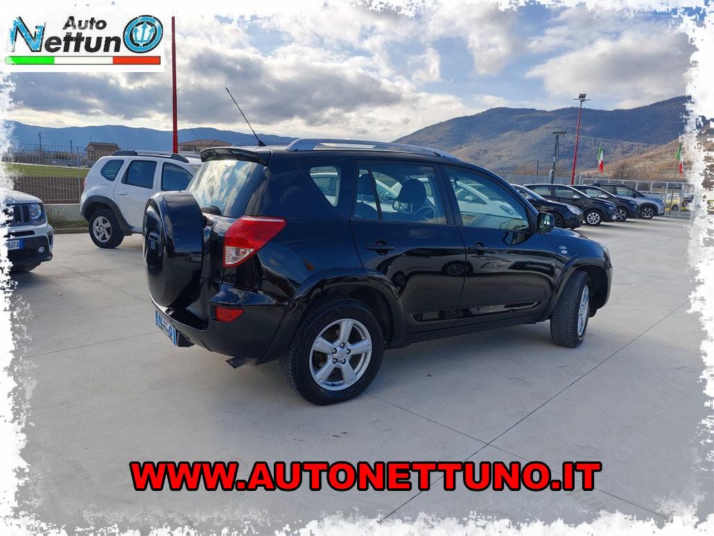Toyota RAV 4 RAV4 2.2 D-4D 177 CV Luxury