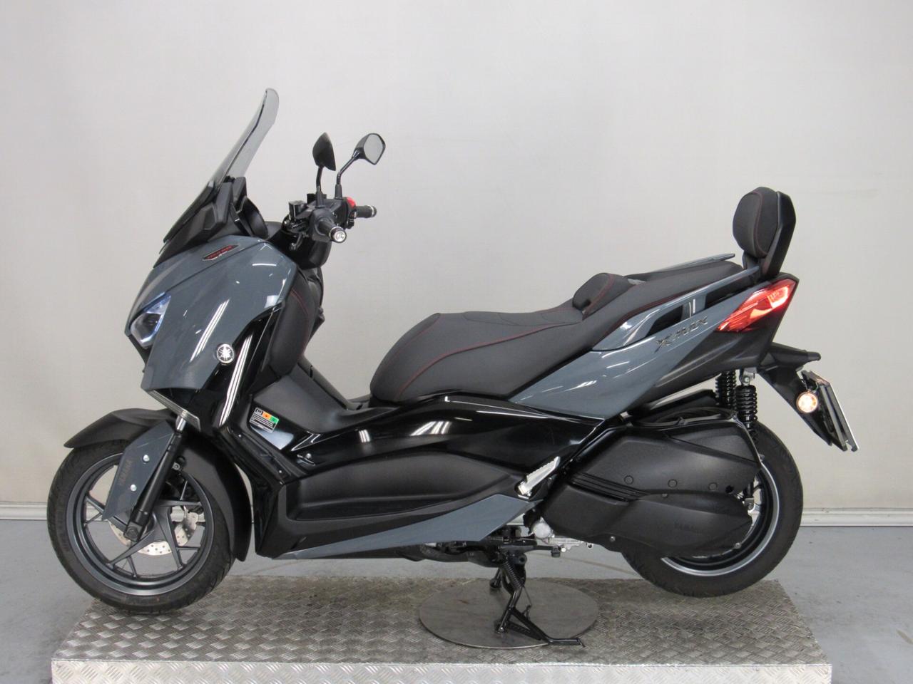 Yamaha X-Max 300 ABS TECH MAX POWER GREY