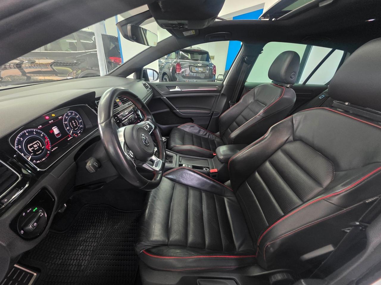 Volkswagen Golf GTI VII Performance 2.0 TSI 5p. BlueMotion Technology