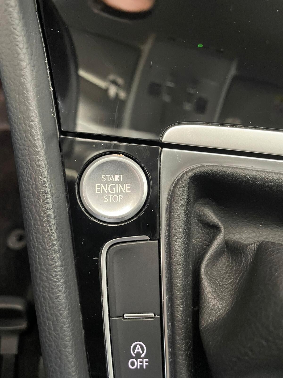 VOLKSWAGEN GOLF 7.5 1.6tdi *COCKPIT-LED*