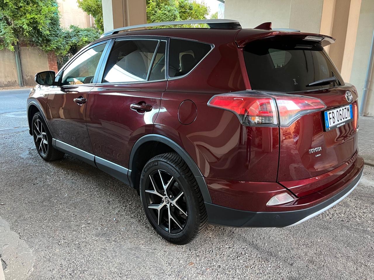 Toyota RAV 4 RAV4 2.0 D-4D 2WD Style