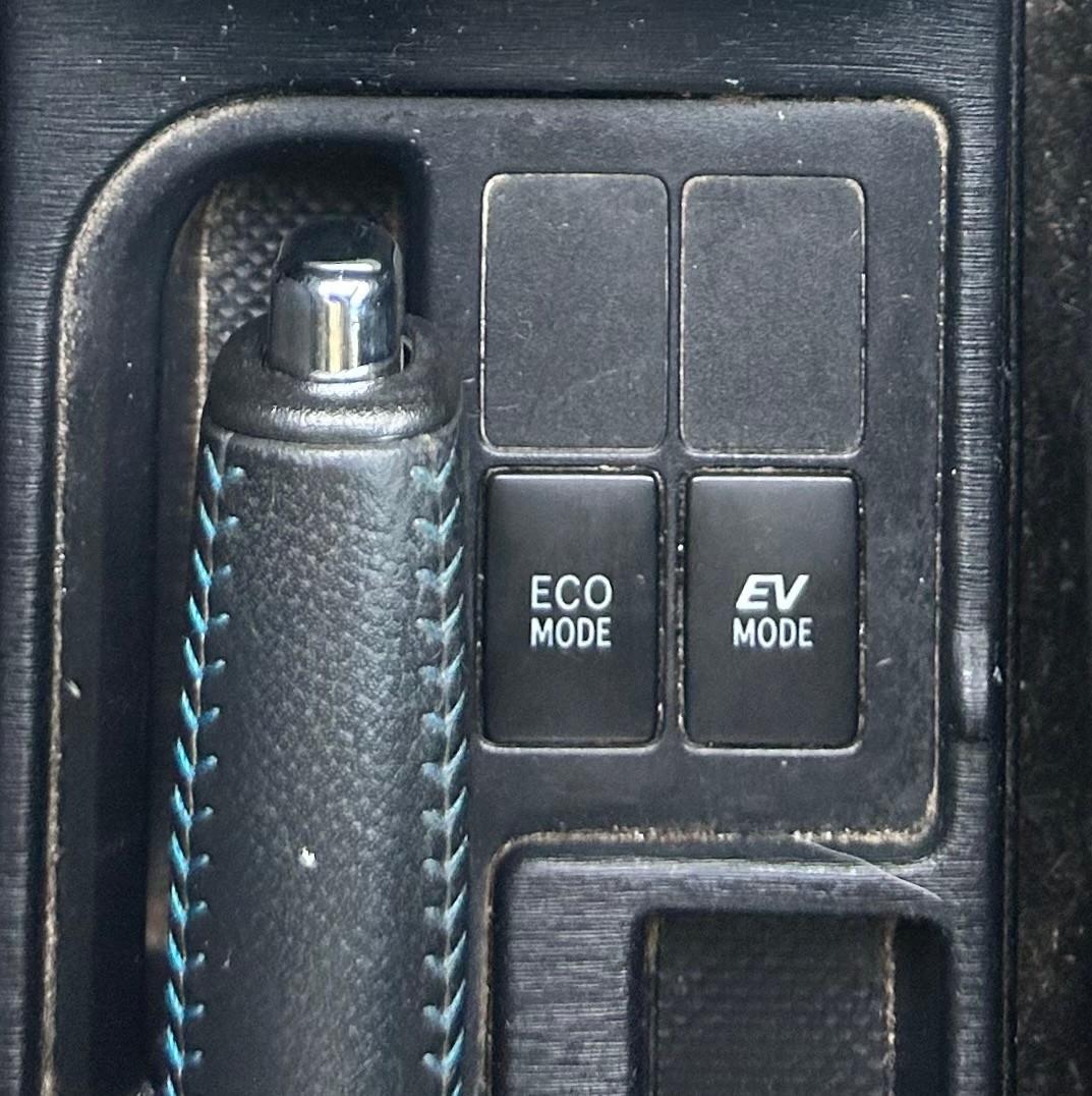 Toyota Yaris 1.5 Hybrid 5p Lounge Neopatentati