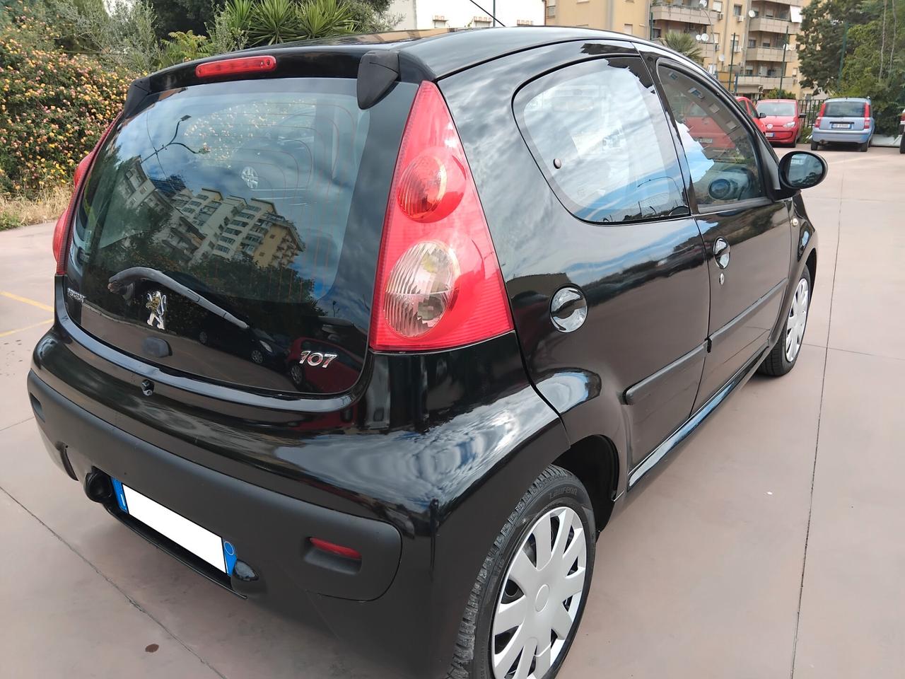 PEUGEOT 107 NAVY 1.0 ANNO 2012 GARANZIA 12 MESI