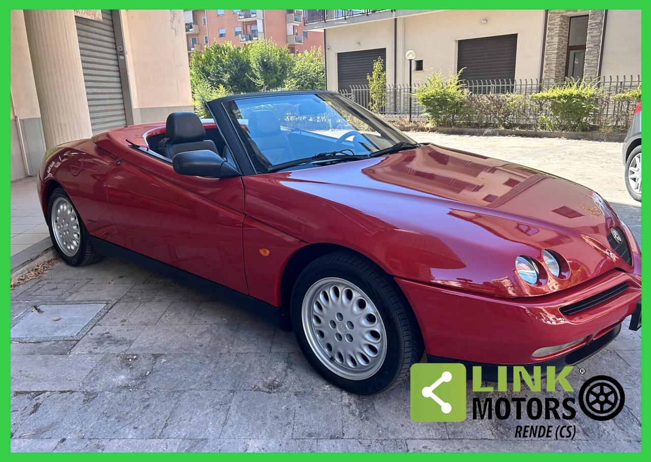 Alfa Romeo Spider 2.0i 16V Twin Spark cat 04/1995