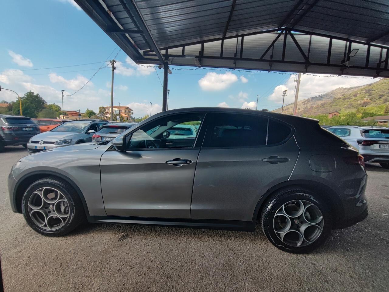 Alfa Romeo Stelvio 2.2 Turbodiesel 160 CV AT8 RWD Sport-Tech