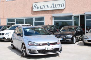 Volkswagen Golf GTI Golf Business GTI Performance 2.0 TSI 3p. BMT