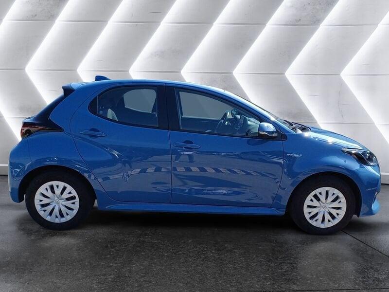 Toyota Yaris 1.5 hybrid Active