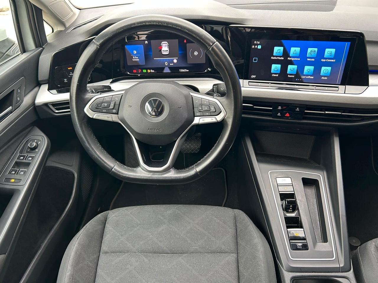 Volkswagen Golf 1.0 eTSI EVO DSG Life IVA ESPOSTA