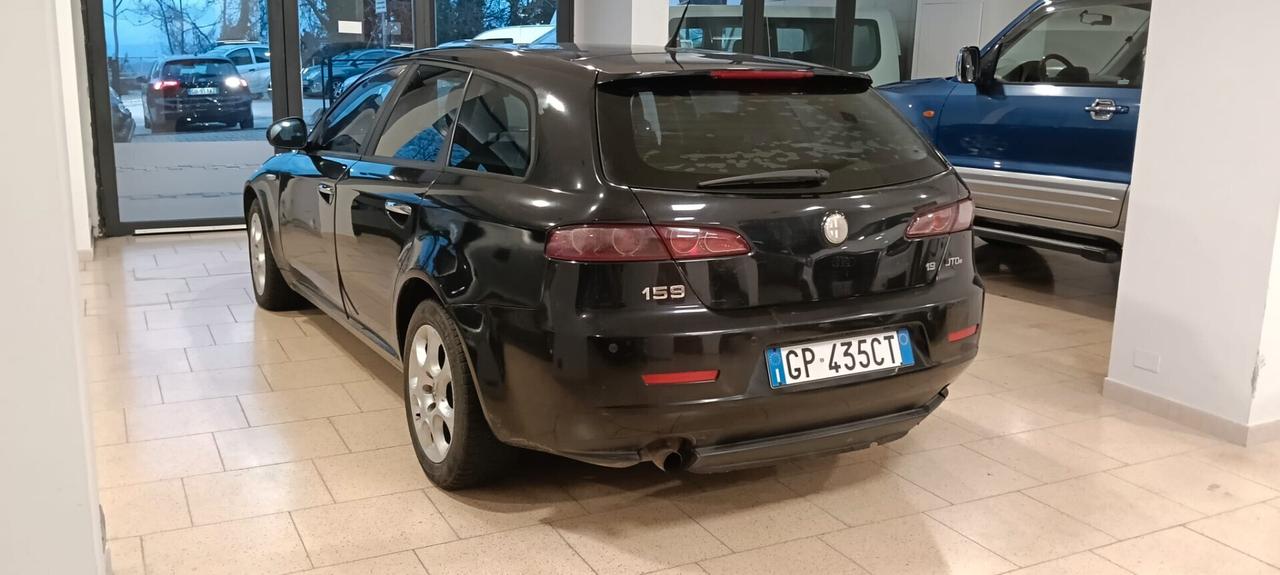 Alfa Romeo 159 1.9 JTDm Sportwagon