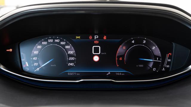 PEUGEOT 3008 BlueHDi 130 S&S EAT8 IVA UNIPRO