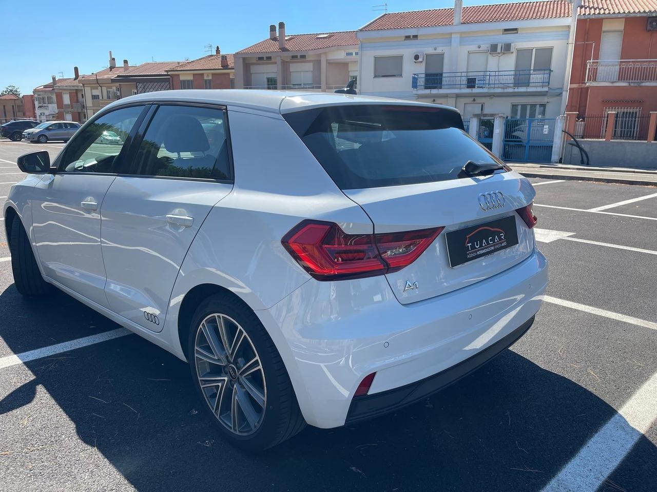 Audi A1 1.0 25 TFSI Admired #11605
