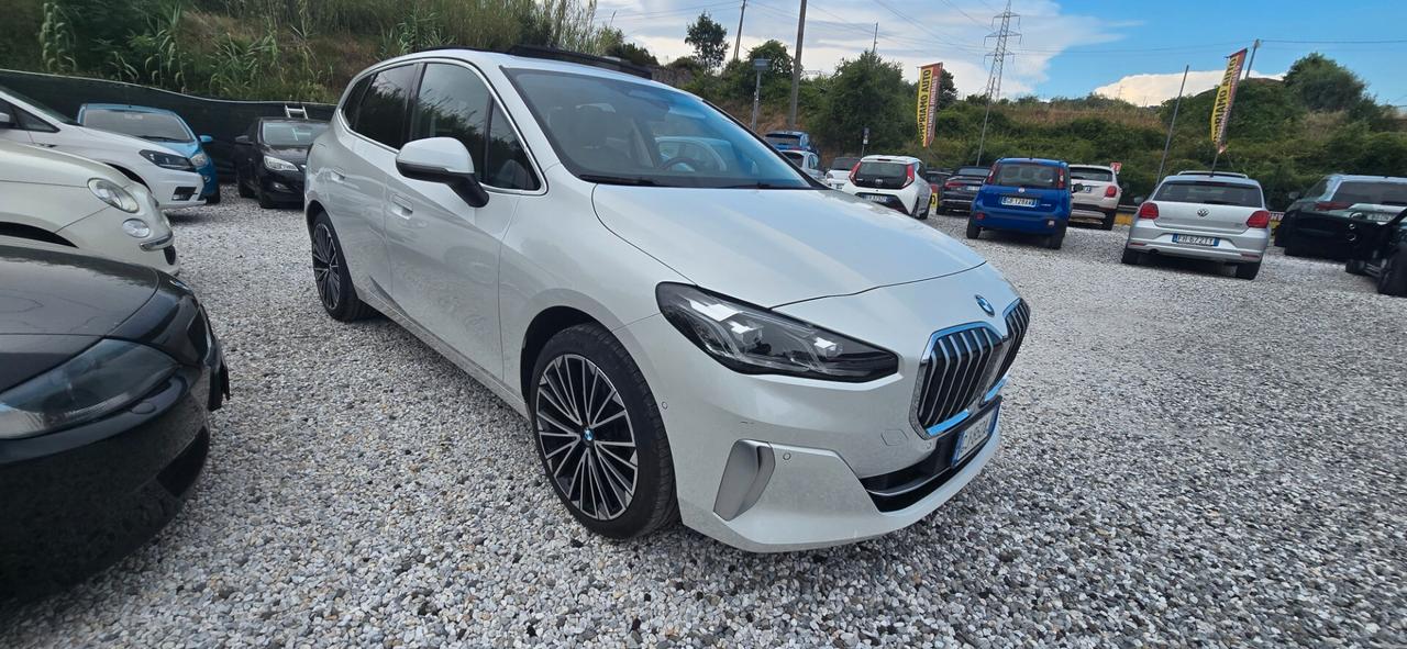 Bmw 2er Active Tourer 218d Luxury
